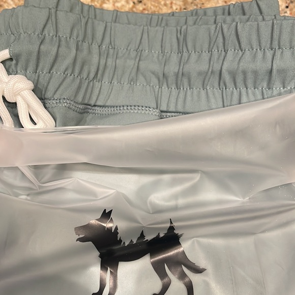 NEW Wild South Strike Joggers - Picture 7 of 7